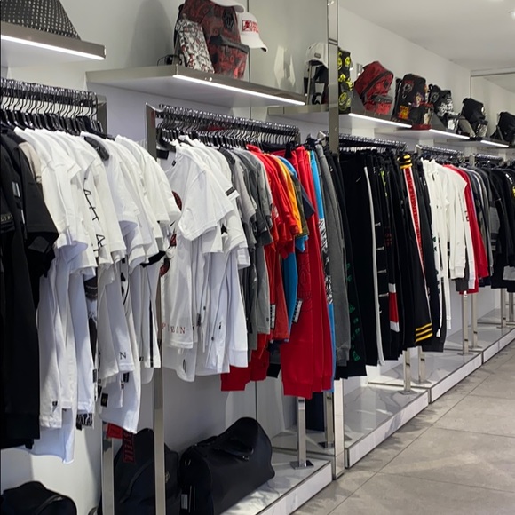 hi, i’m stacy ! 🕷🕸 - Picture 3 of 4